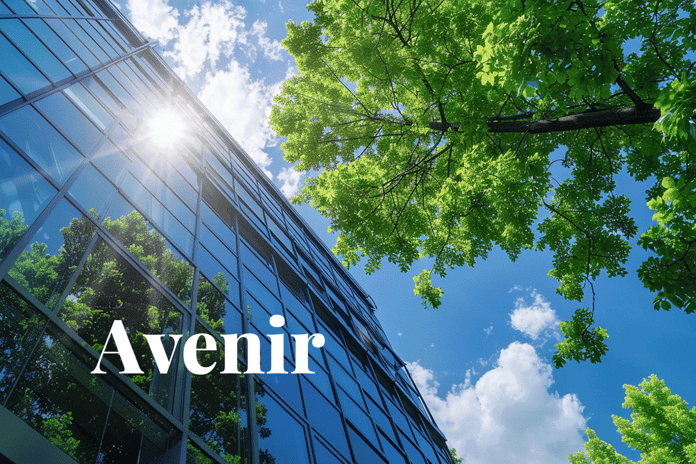 The carbon-neutral future of commercial real estate_A modern building seen from below, surrounded by trees_visual 1_FR