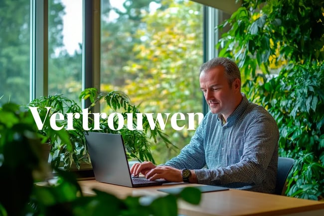 The importance of Loan-to-Value (LTV) in investment assets_A man working on a computer in his office_visual 1_NL